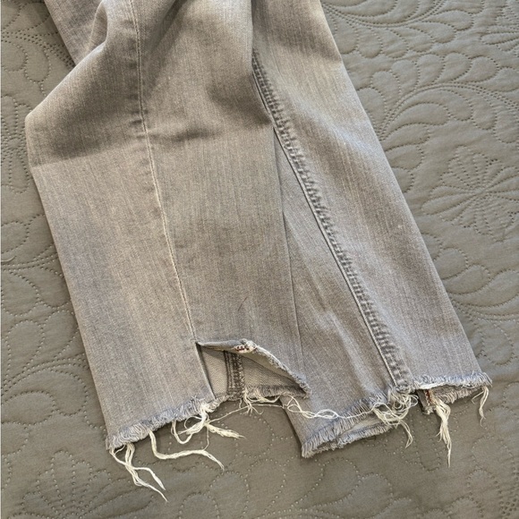 Silver Jeans Light Gray Straight Leg Denim - Picture 6 of 6